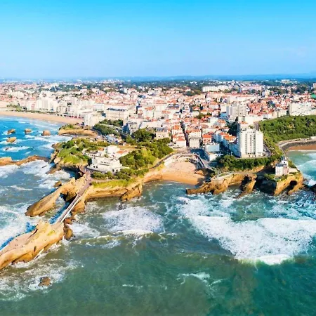 Appartement Biarritz, 1 Pièce, 2 Personnes - Fr-1-3-410