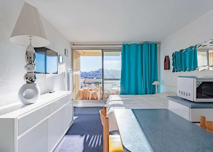 En Centre-ville Avec Piscine Proche Grande - Fr-1-3-410 Apartment *