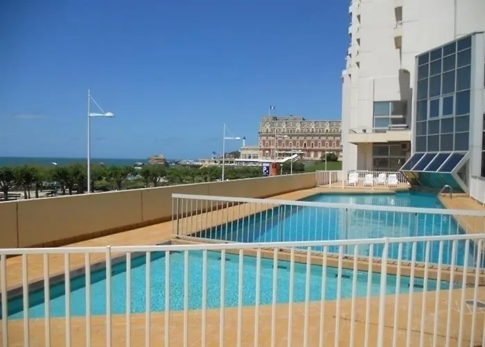 En Centre-ville Avec Piscine Proche Grande - Fr-1-3-410 * Biarritz