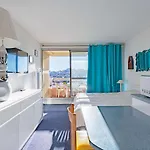 En Centre-ville Avec Piscine Proche Grande - Fr-1-3-410 Apartment *